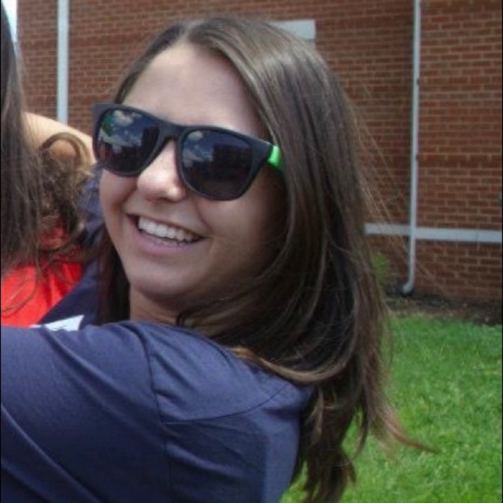 Meet your Posher, Logan